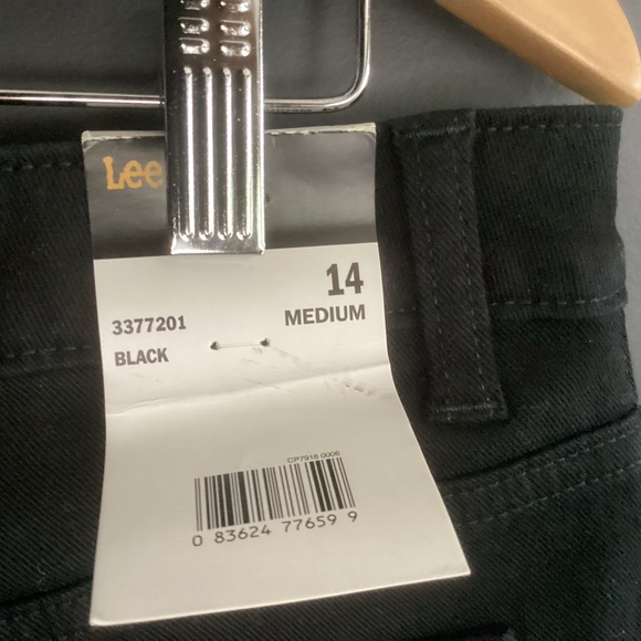 Lee Womens Relaxed Fit Capri Pant in Sz14 - Picture 7 of 7